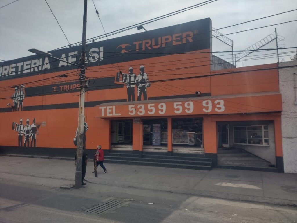 Foto fachada Ferretería Afasi sucursal Naucalpan